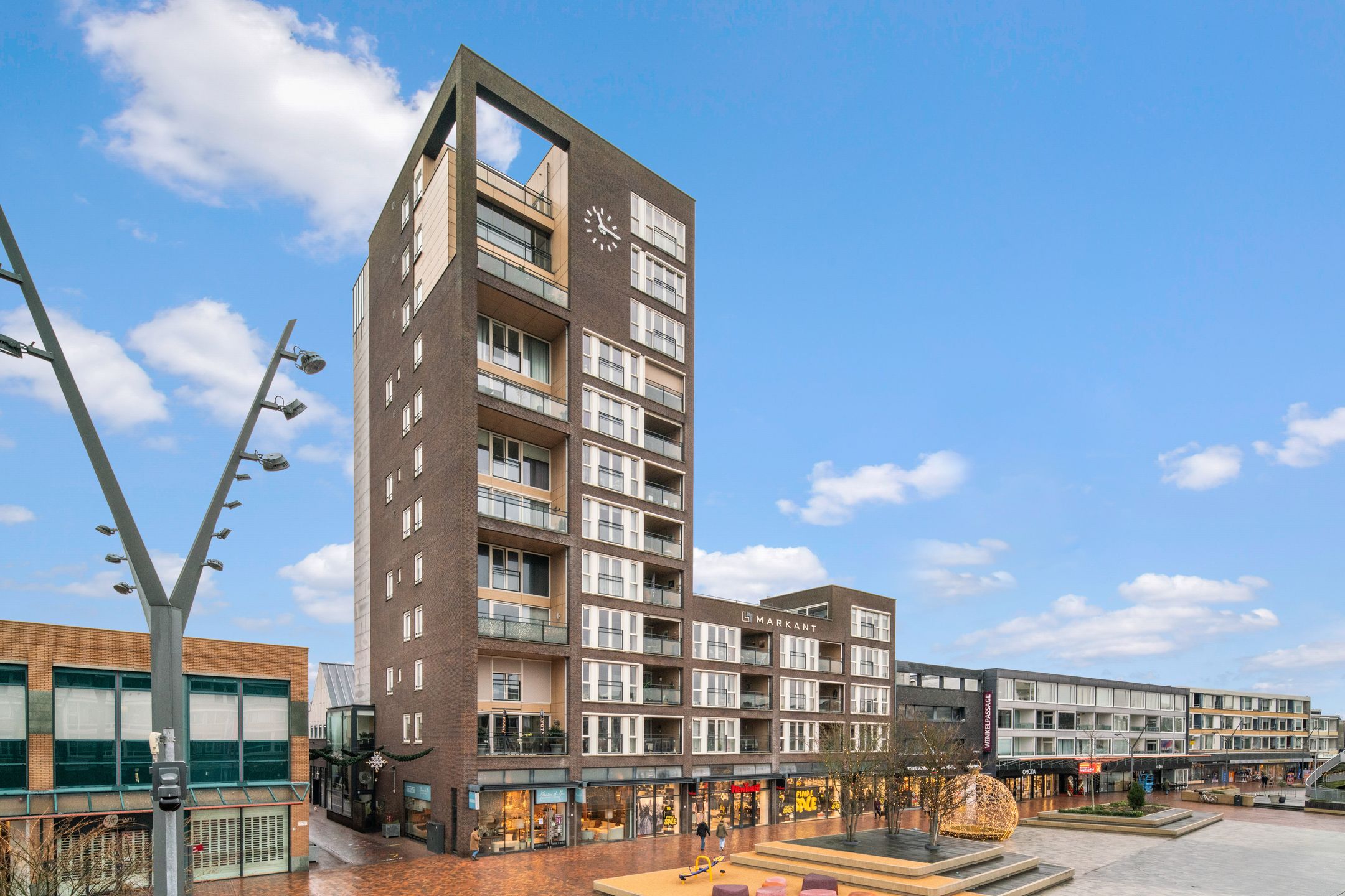 Photo 33 of Tussen de Markten 45