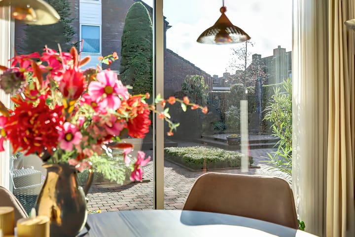 Foto 9 van Nobellaan 7