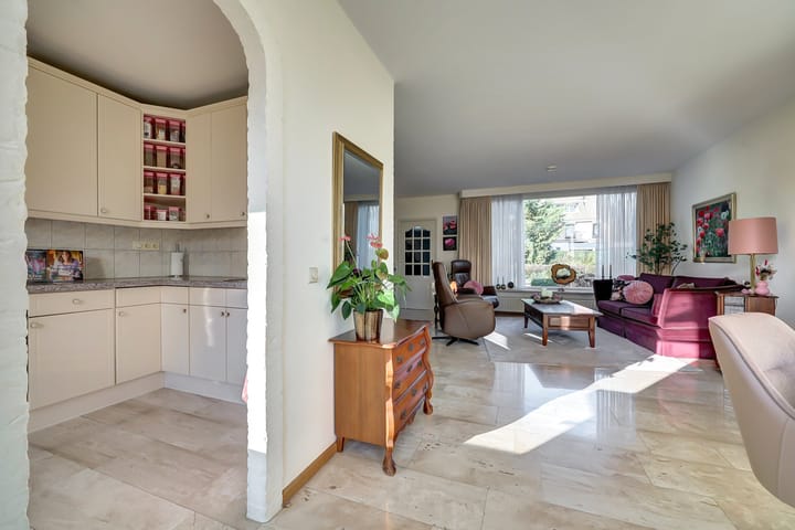 Foto 11 van Nobellaan 7