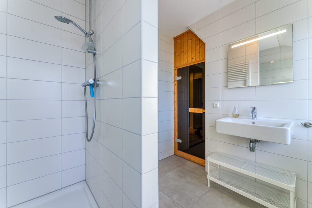 Foto 17 van Zeedijk 24-128