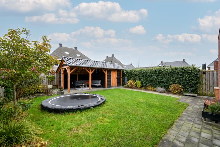 Foto 35 van Dagpauwoog 15