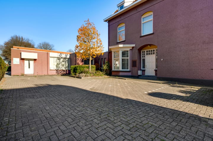 Foto 2 van Holzstraat 19