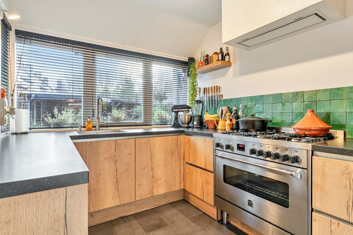 Foto 18 van Baronielaan 95