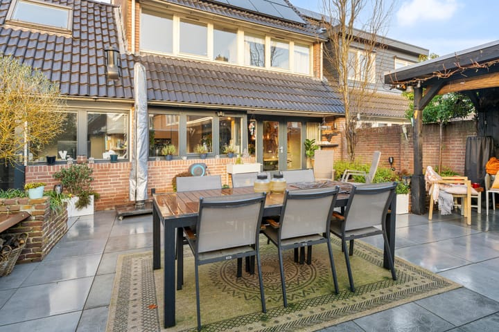 Foto 43 van Baronielaan 95