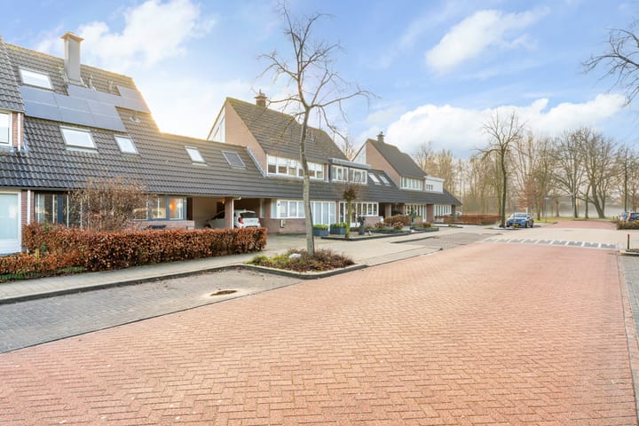 Foto 48 van Baronielaan 95