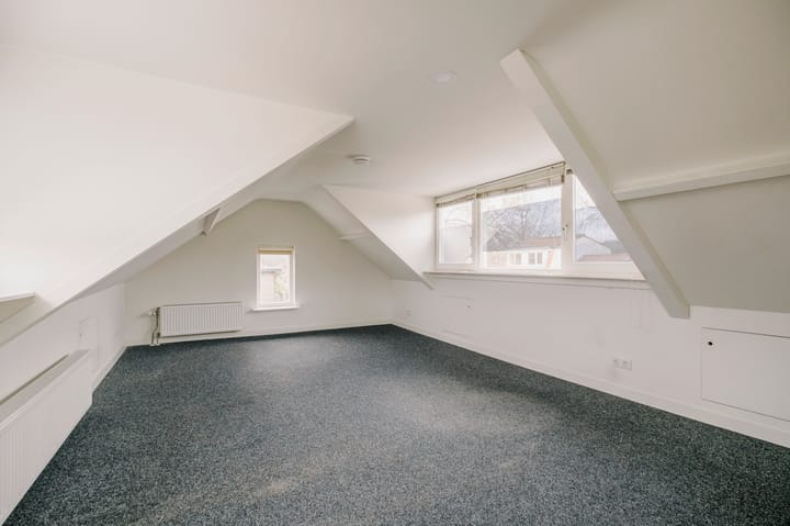 Photo 27 of Begoniastraat 60