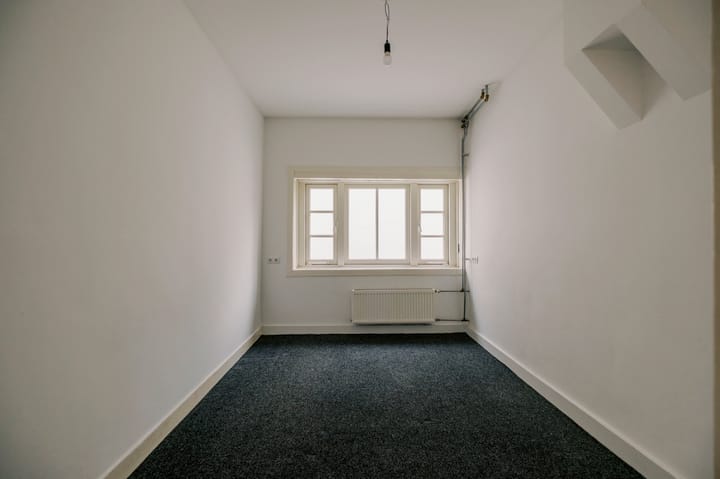 Photo 12 of Begoniastraat 60