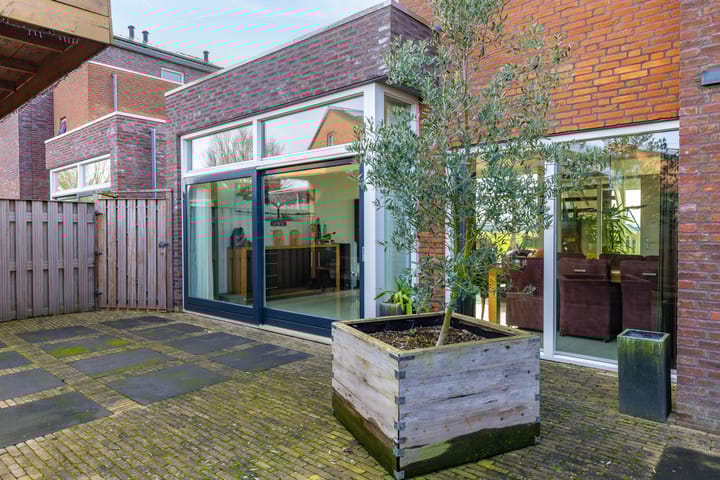 Foto 72 van De Lede 24