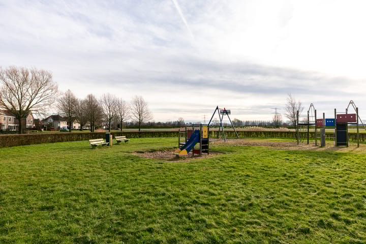 Foto 84 van De Lede 24