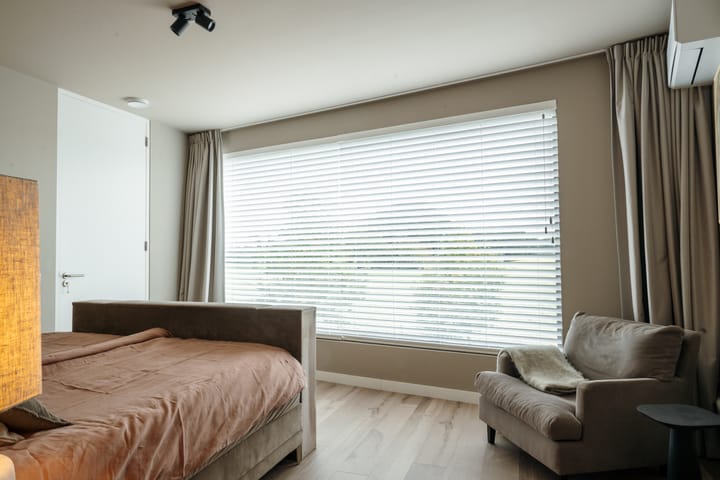 Photo 54 of Amalialaan 27