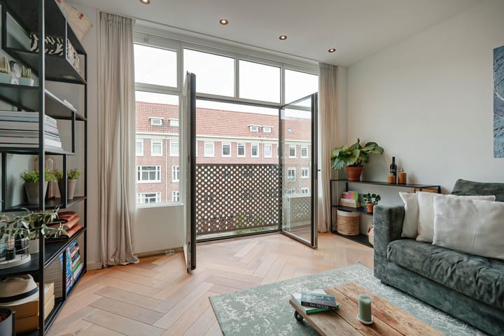 Photo 5 of Juliana van Stolbergstraat 41-2