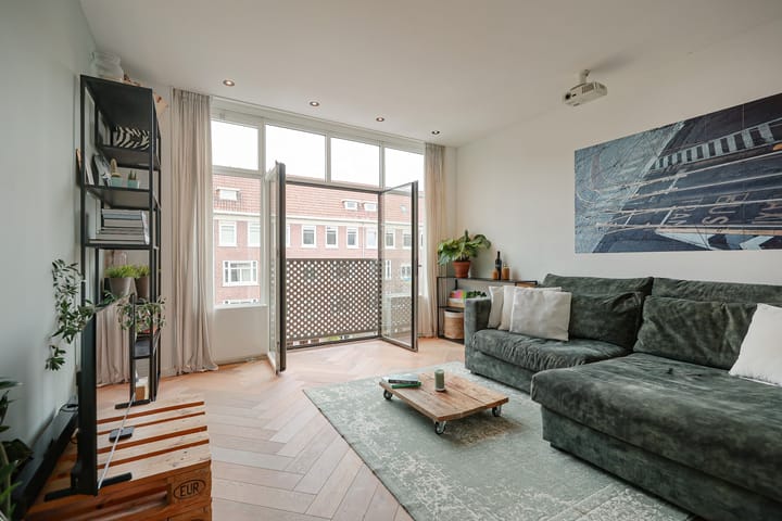 Photo 4 of Juliana van Stolbergstraat 41-2