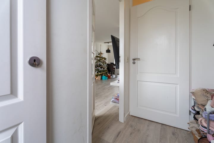 Foto 2 van Uranusweg 10