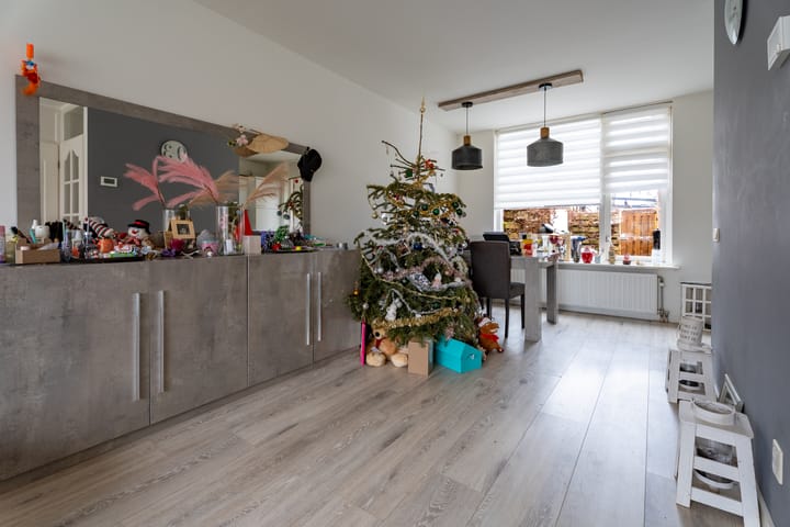 Foto 6 van Uranusweg 10