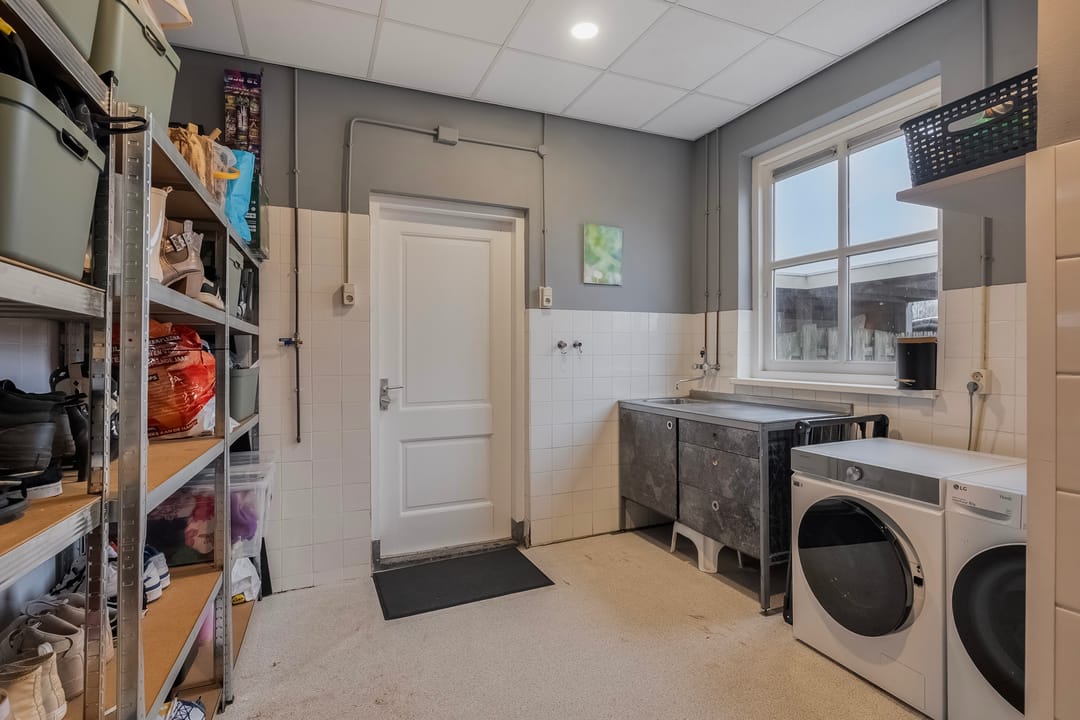 Foto 23 van Charloisse Lagedijk 511