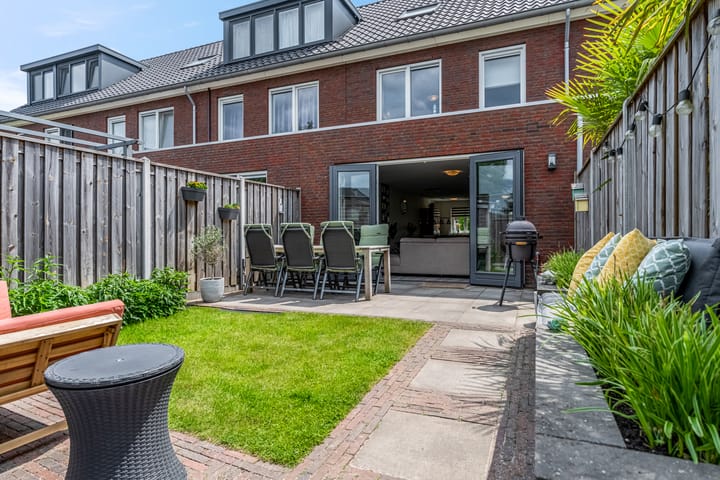 Foto 3 van Lucebertstraat 7