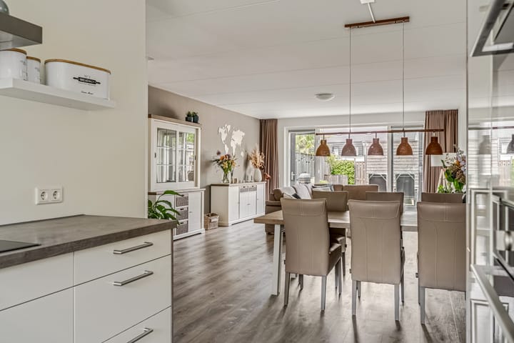 Foto 14 van Lucebertstraat 7