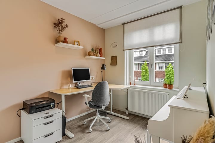 Foto 21 van Lucebertstraat 7