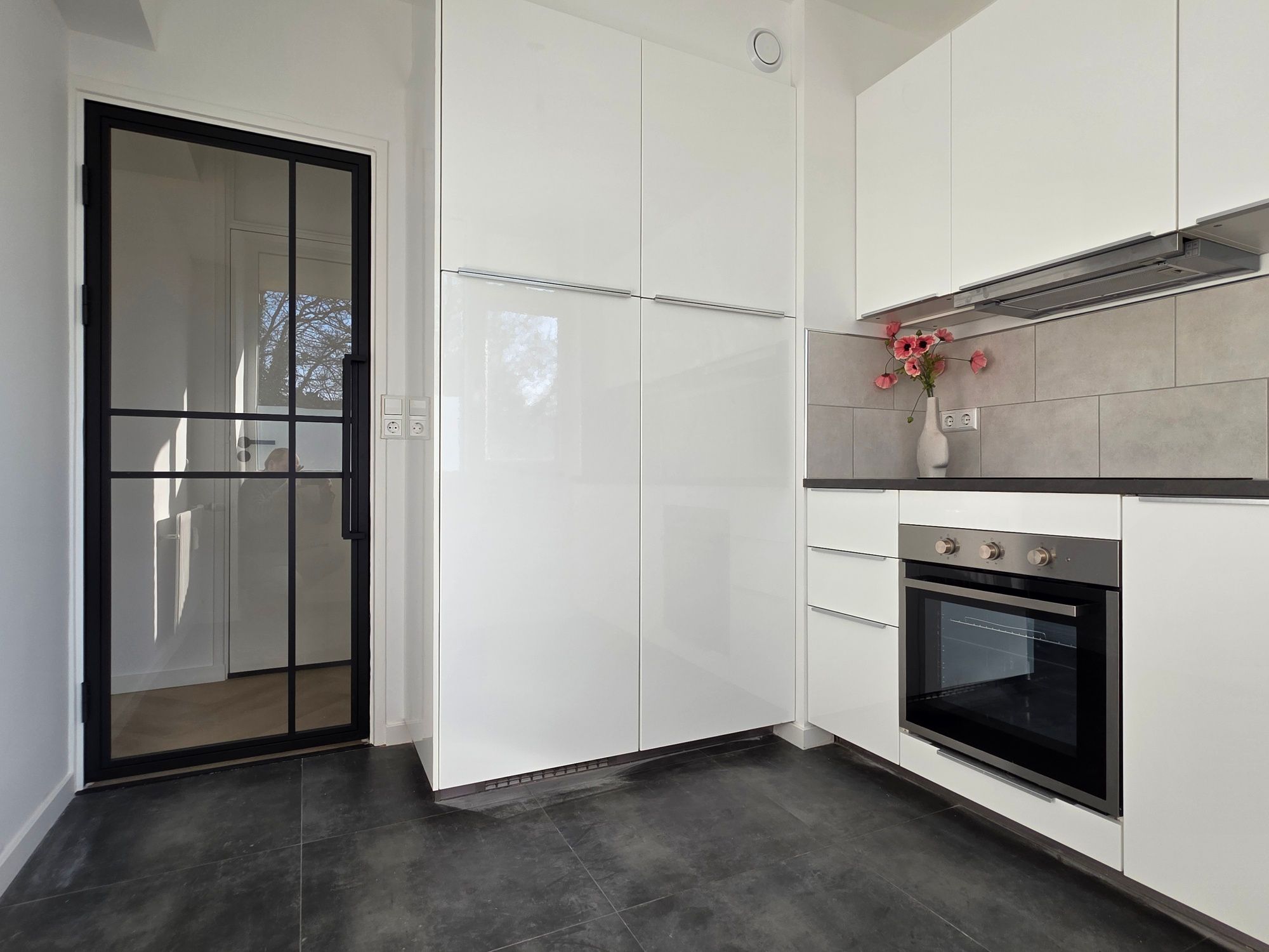 Uitgeeststraat 18 Den Haag - Aanzicht 3