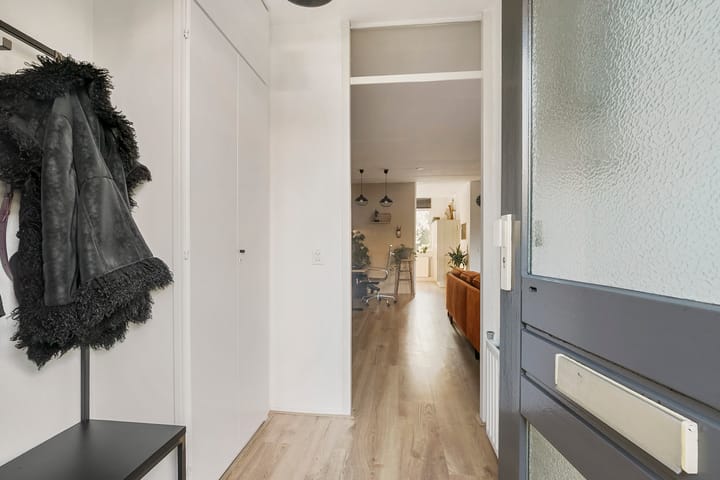 Photo 2 of Reuvekampstraat 24