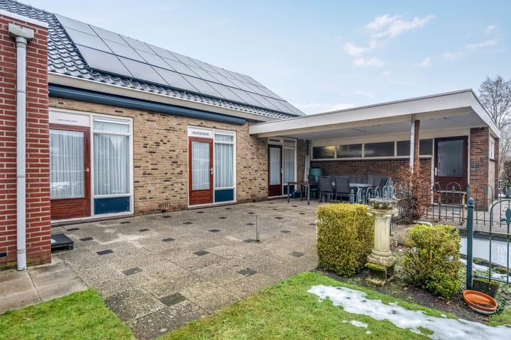 Foto 42 van Professor van der Leeuwplantsoen 27