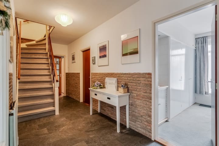 Foto 48 van Professor van der Leeuwplantsoen 27