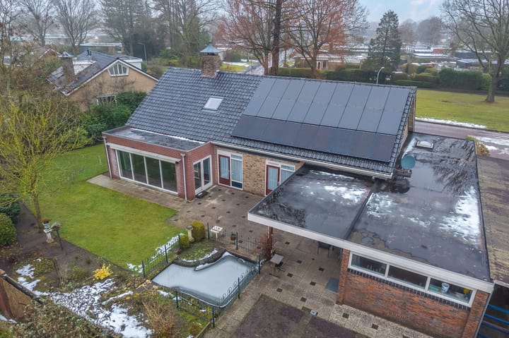 Foto 65 van Professor van der Leeuwplantsoen 27