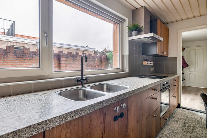 Foto 17 van van Heeswijkstraat 17