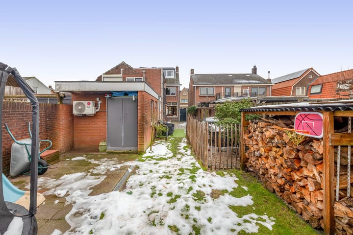 Foto 21 van van Heeswijkstraat 17