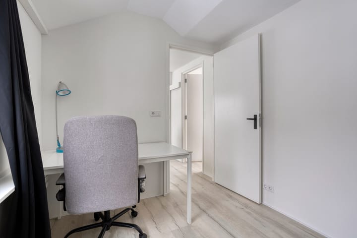 Photo 31 of Voorplecht 29