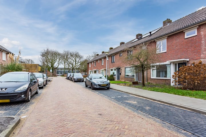 Foto 30 van Kardinaal van Enckevoirtstraat 11