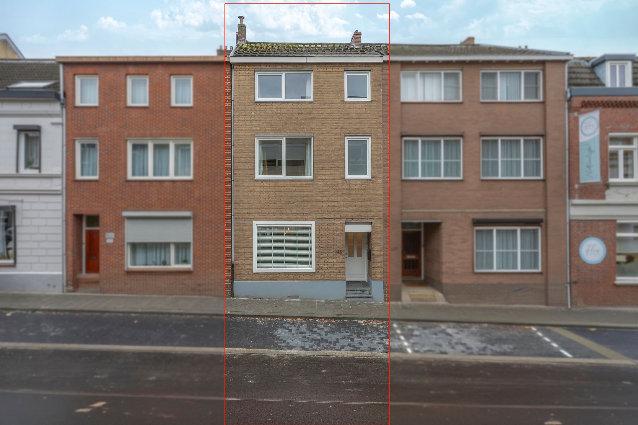 Buying a house in The Netherlands., Akerstraat 145