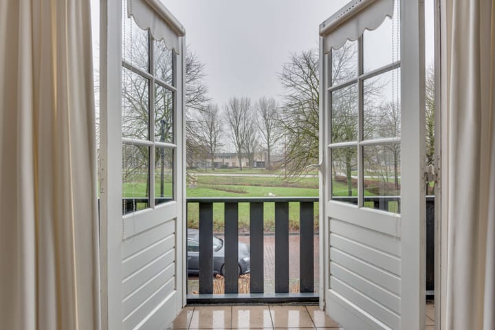 Foto 21 van Bernhardstraat 7