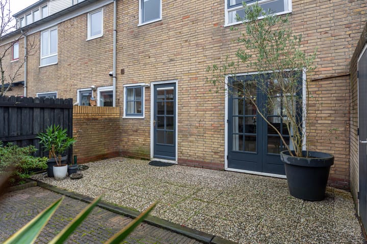 Foto 36 van Bernhardstraat 7