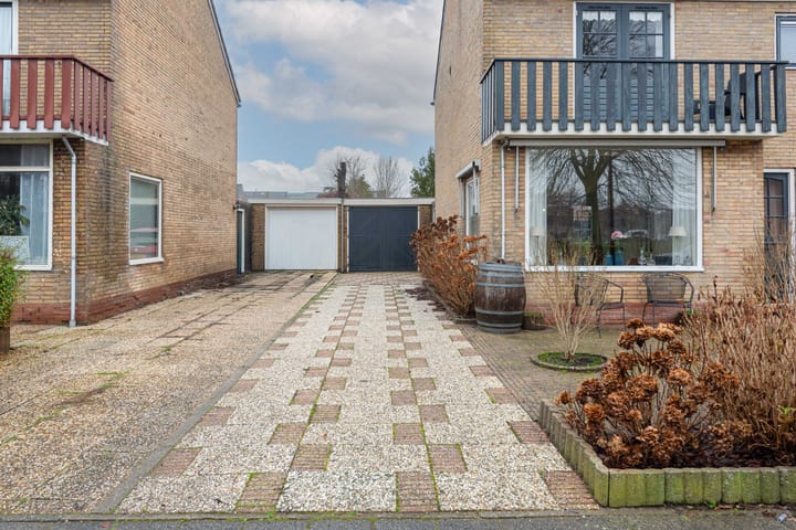 Foto 40 van Bernhardstraat 7