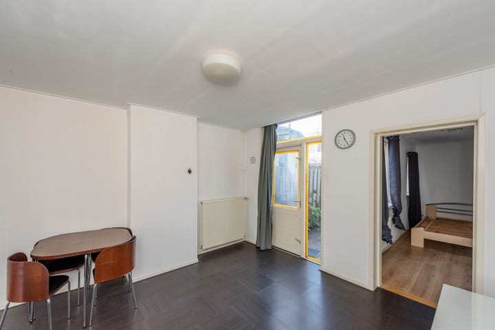 Photo 10 of Lotterstraat 43