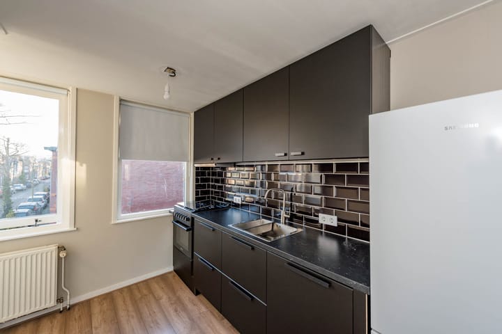 Photo 19 of Lotterstraat 43