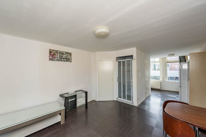 Photo 12 of Lotterstraat 43