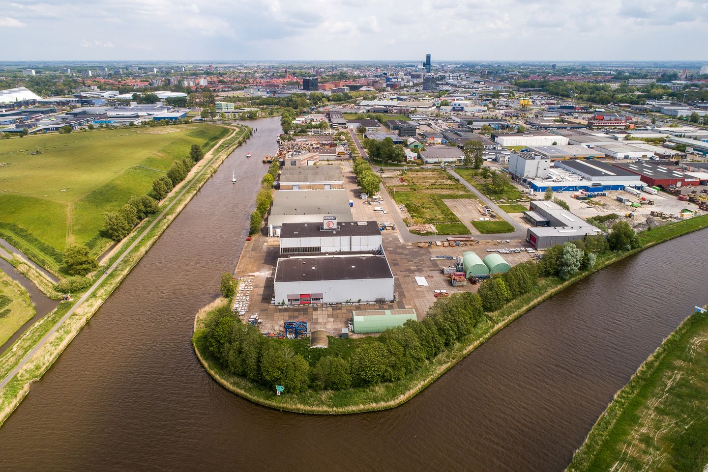 Bekijk foto 3 van Einsteinweg 27