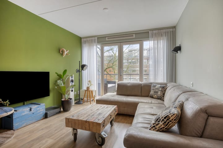 Kamperfoeliestraat 8-D main image