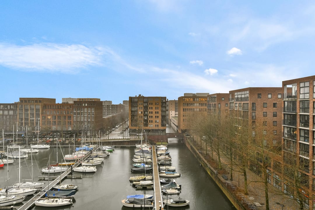 Foto 13 van Krijn Taconiskade 467