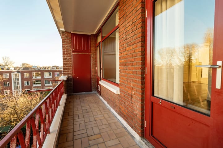 Foto 16 van Larixstraat 25