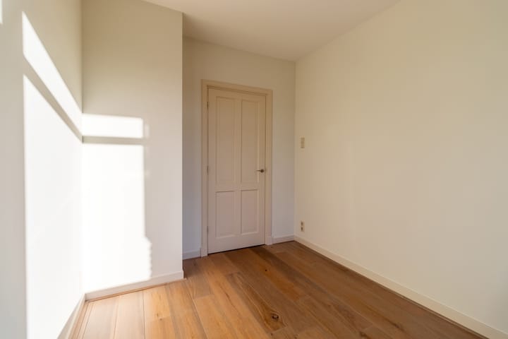 Foto 19 van Larixstraat 25