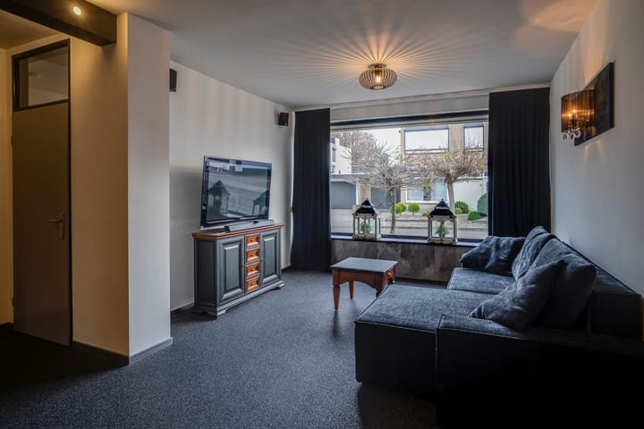 Foto 8 van Spechtstraat 5