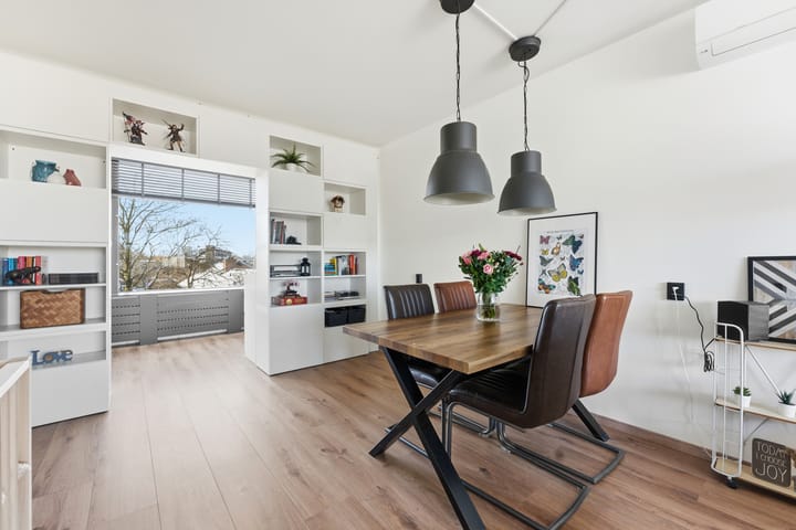 Foto 6 van Van Lennepstraat 131