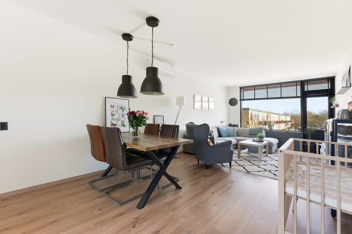 Foto 7 van Van Lennepstraat 131