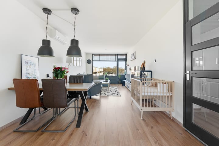 Foto 8 van Van Lennepstraat 131