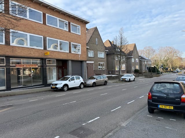 Bekijk foto 2 van St.Pieterstraat 81