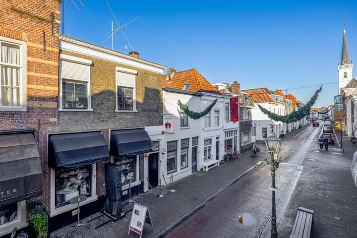 Foto 29 van Voorstraat 49