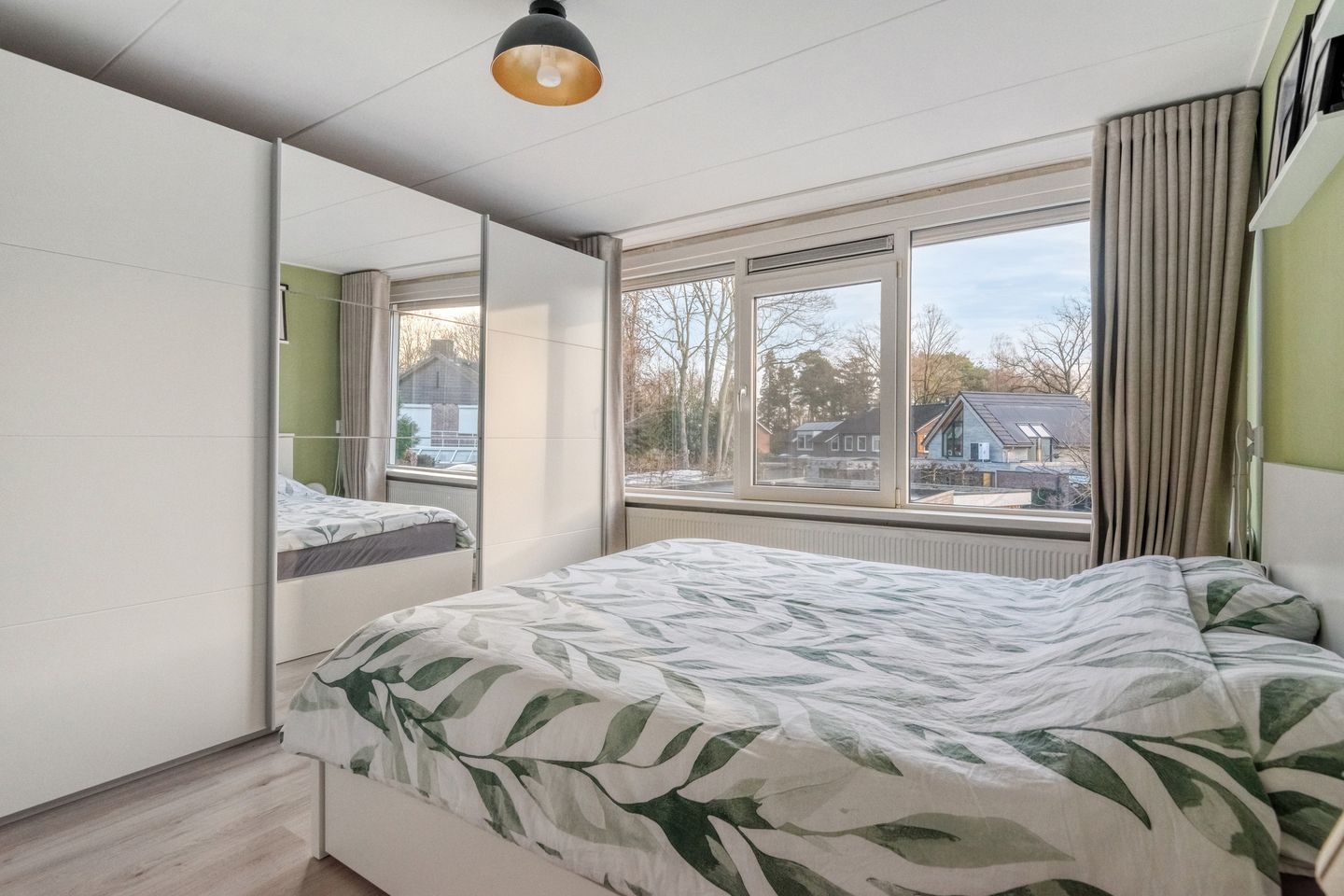 Foto 20 van van den Hummelstraat 4